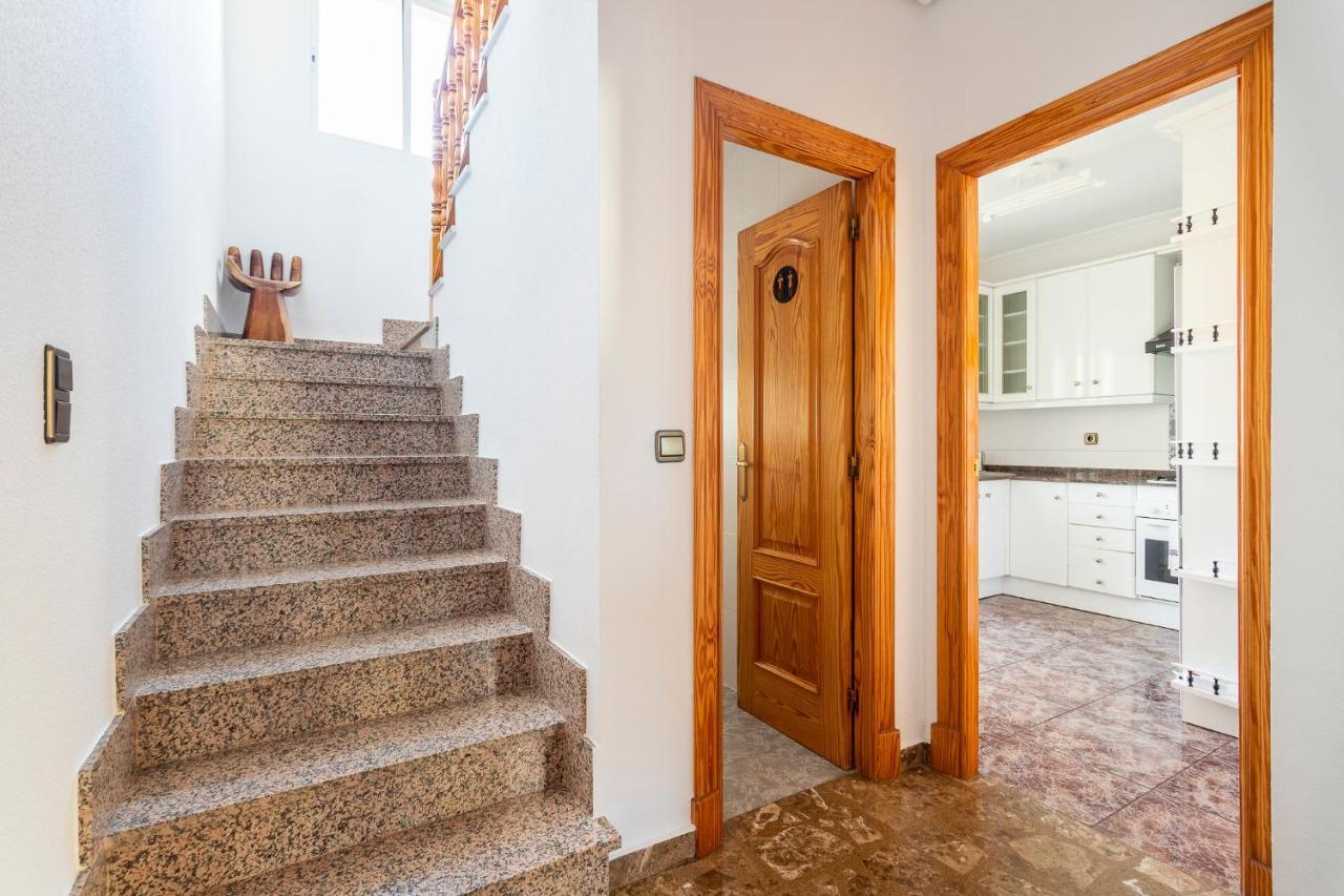 Casa Las Rosas Iniesta Exteriér fotografie